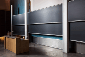 CAESURA - Pizarra deslizante ceramica CeramicSteel para aulas